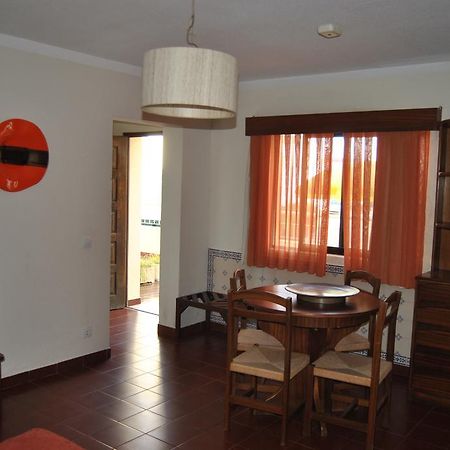 Apartamentos Olhos Do Mar อัลบูเฟรา ภายนอก รูปภาพ