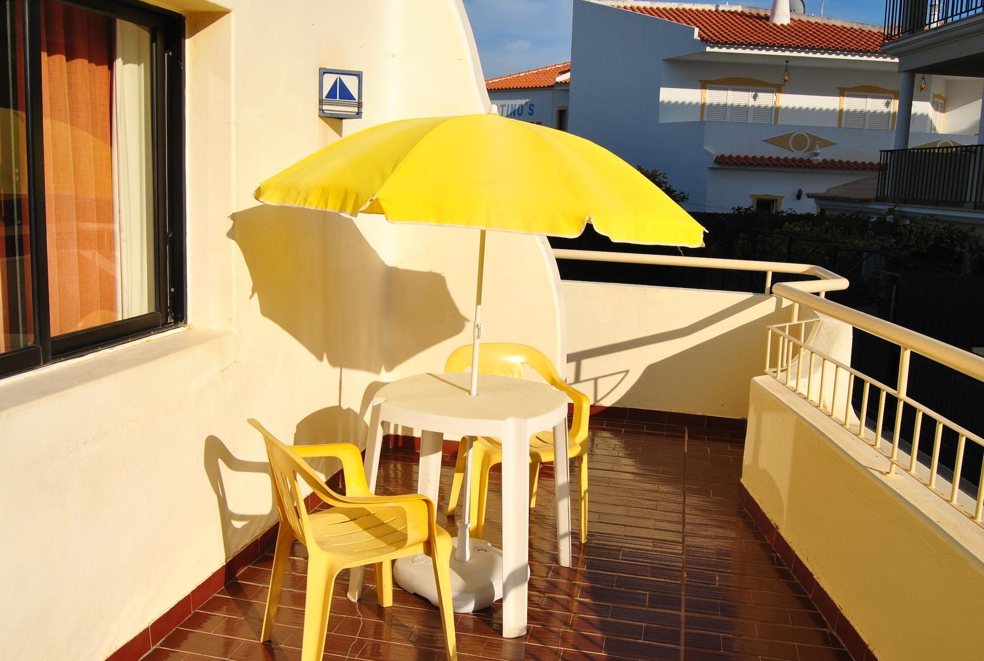 Apartamentos Olhos Do Mar อัลบูเฟรา ภายนอก รูปภาพ