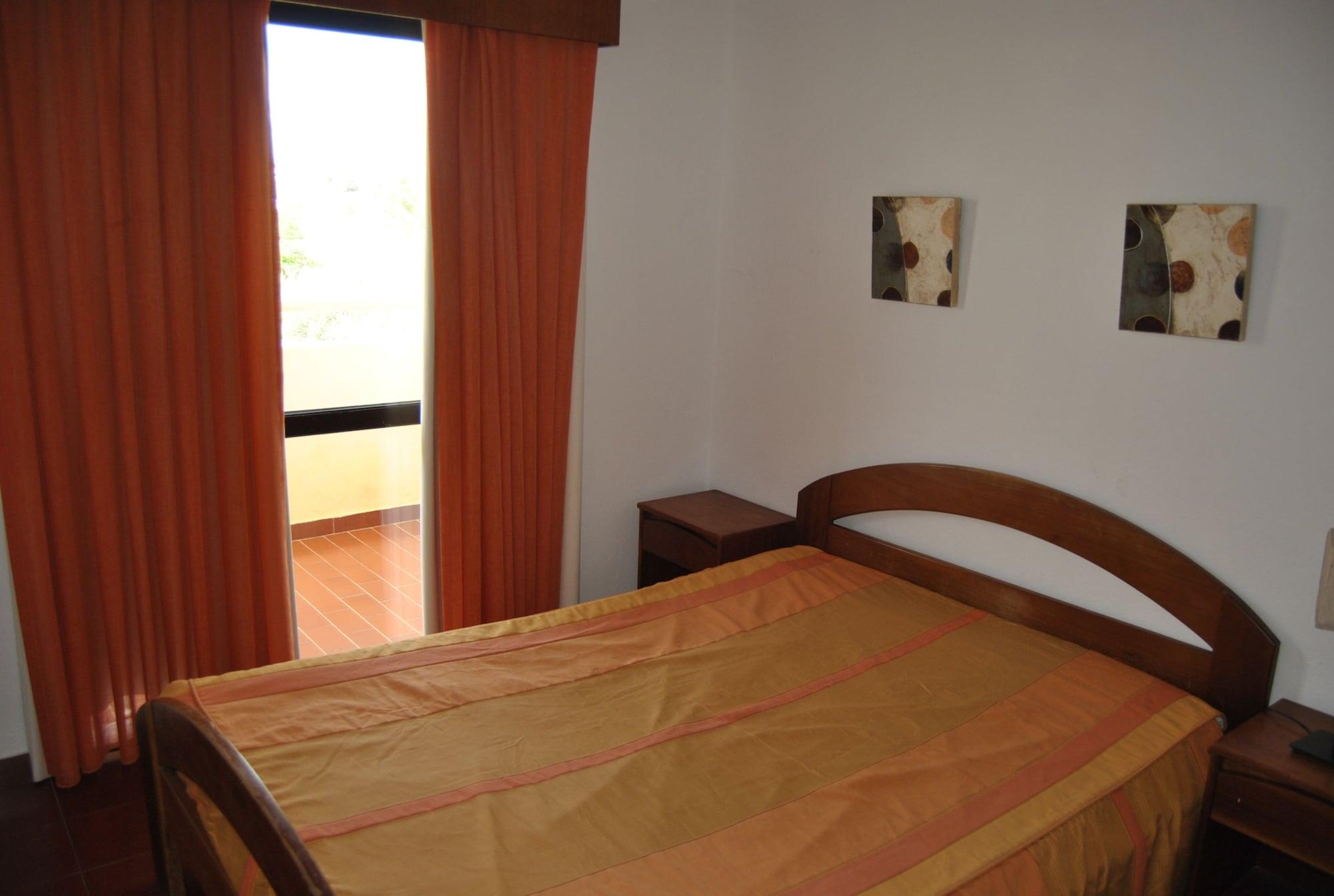 Apartamentos Olhos Do Mar อัลบูเฟรา ภายนอก รูปภาพ