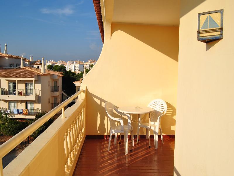 Apartamentos Olhos Do Mar อัลบูเฟรา ภายนอก รูปภาพ