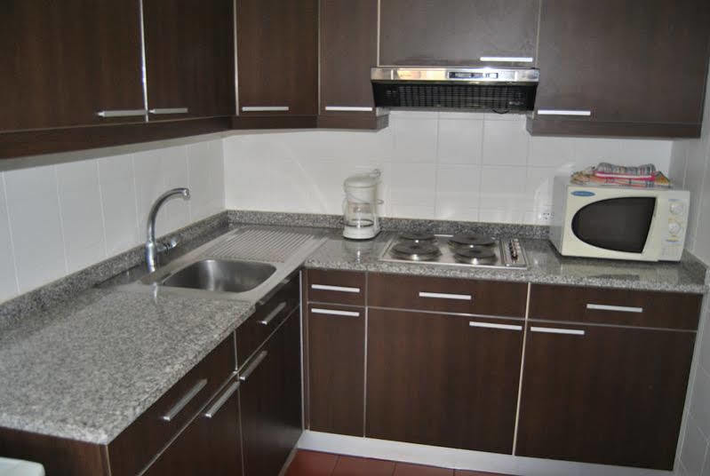 Apartamentos Olhos Do Mar อัลบูเฟรา ภายนอก รูปภาพ